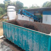 Centrifugação de lodo